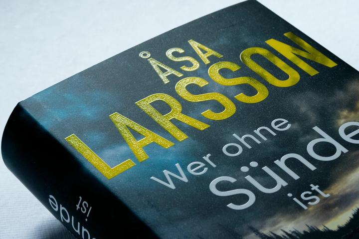 Produktbild Wer ohne Sünde ist (Deutsch, Åsa Larsson, 2022)