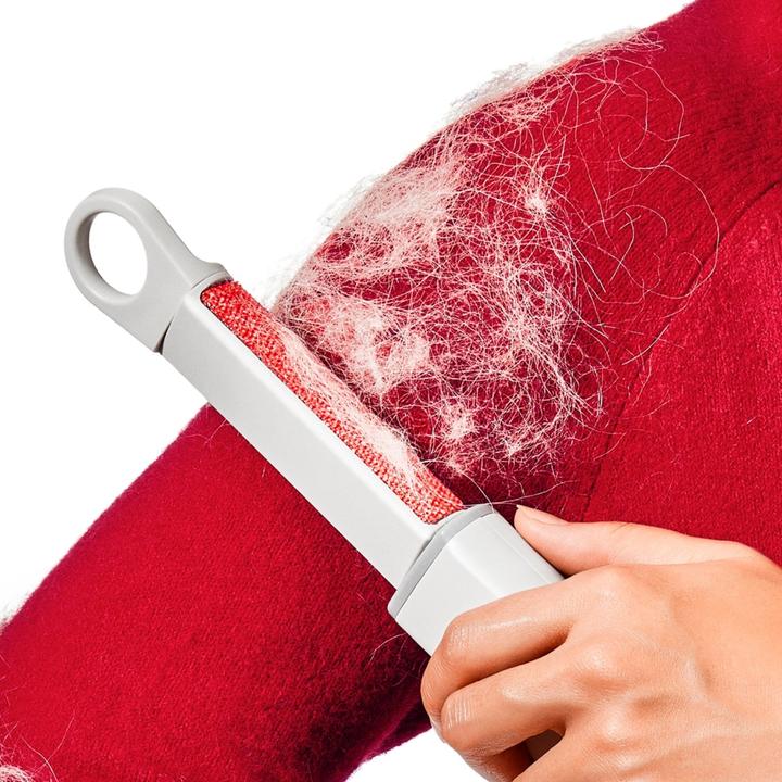 Actual product image OXO GG Lint Roller 18.3x4.1cm