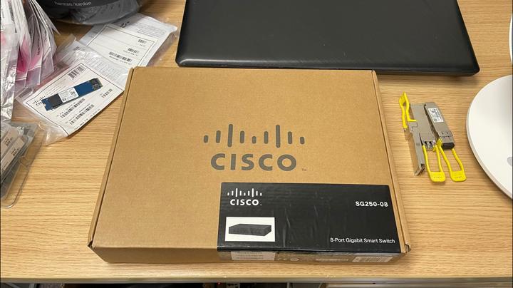Produktbild Cisco SG250-08 8-PORT GIGABIT (8 Ports)
