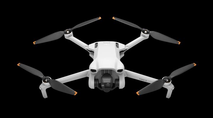 DJI Mini 3 (38 min, 249 g, 48 Mpx)