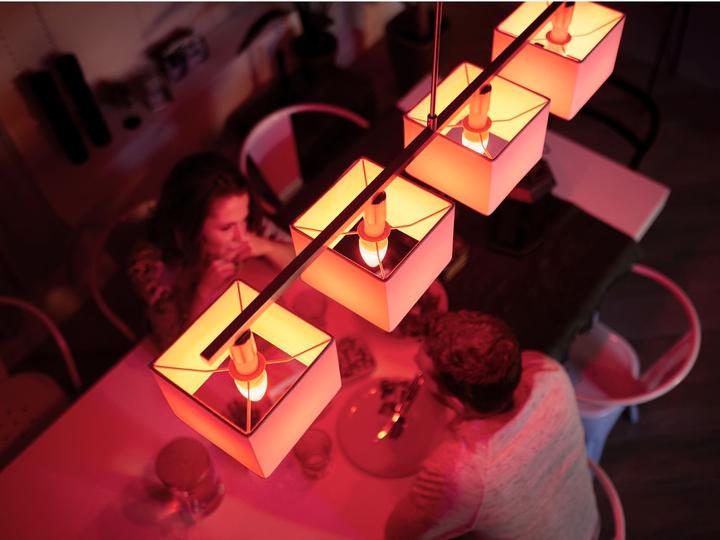 Immagine prodotto Philips Hue White & Color BT (E14, 5.30 W, 470 lm, 2 x, G)