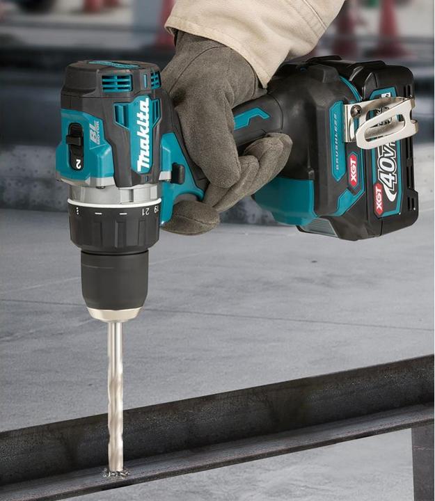 Actual product image Makita Cordless drill and screwdriver (Rechargeable battery operated)