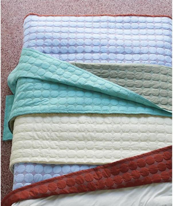 Actual product image HAY Mega Dot Bedspread W260 x L260 - Ivory (Duvet cover, 260 x 260 cm)