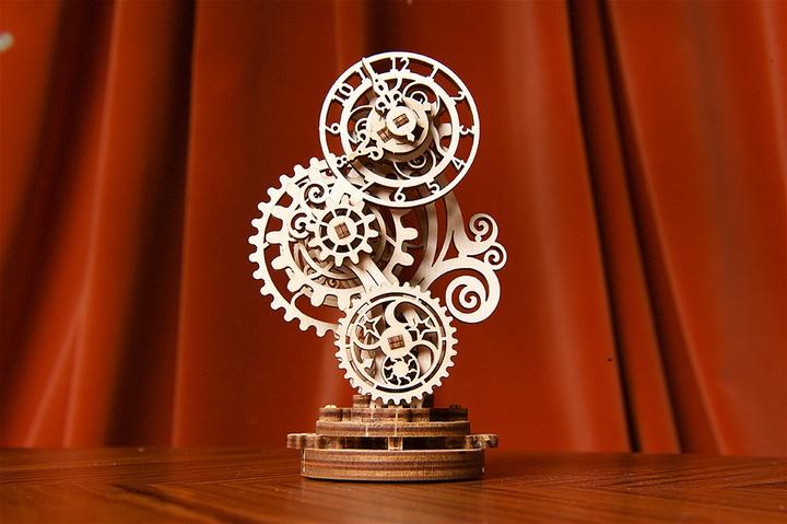 Actual product image Ugears Steampunk watch