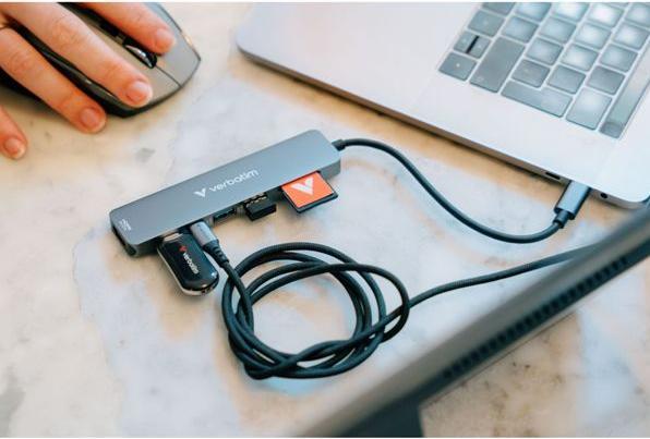 Actual product image Verbatim Plectra Black 256GB USB-C Flash Drive 30226 (256 GB, USB 3.2)
