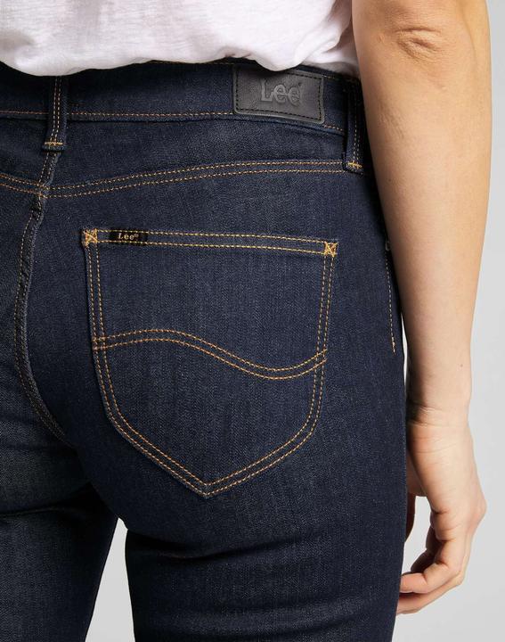 Actual product image Lee Marion (31, M)