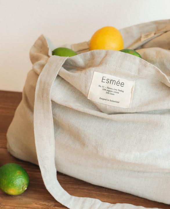 Produktbild Esmée Lora (0.98 l)