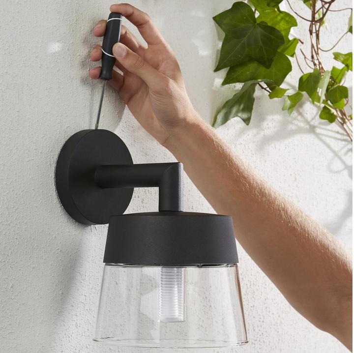 Immagine prodotto Philips Hue La tinta attira la base (600 lm)