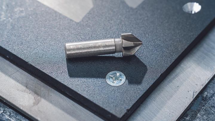 Produktbild Bosch Professional Zubehör PRO Steel HSS Kegelsenker, 20 x 45 mm, M10 (8 mm)