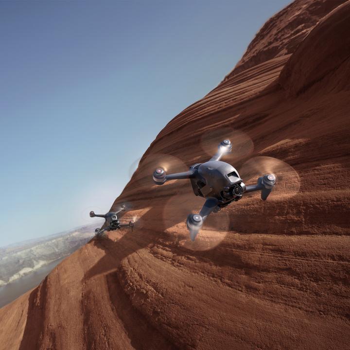 Produktbild DJI FPV Universal Edition (20 min, 795 g, 12 Mpx)