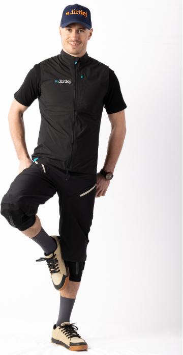 Actual product image dirtlej Pocket Companion Vest, black, M (M)