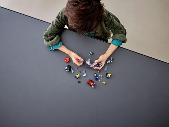 Immagine prodotto LEGO Inarrestabile inseguimento in moto (75549, LEGO Minions)