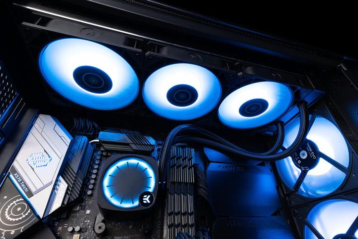 Produktbild EKWB EK-Nucleus AIO CR360 Lux D-RGB
