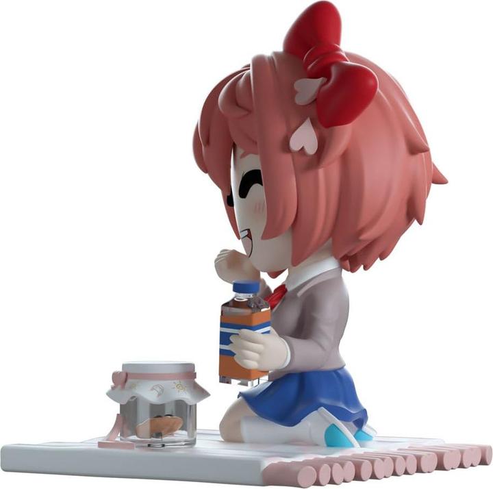 Actual product image Youtooz Doki Doki Literature Club! Vinyl Figure Picnic Sayori 11 cm
