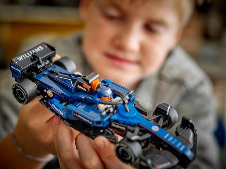 Actual product image LEGO Williams Racing FW46 F1 race car (LEGO Speed Champions)