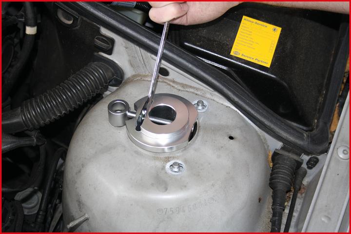 Immagine prodotto KS Tools Strumento per la regolazione della campanatura BMW, Serie 5, Serie 6, Serie 7