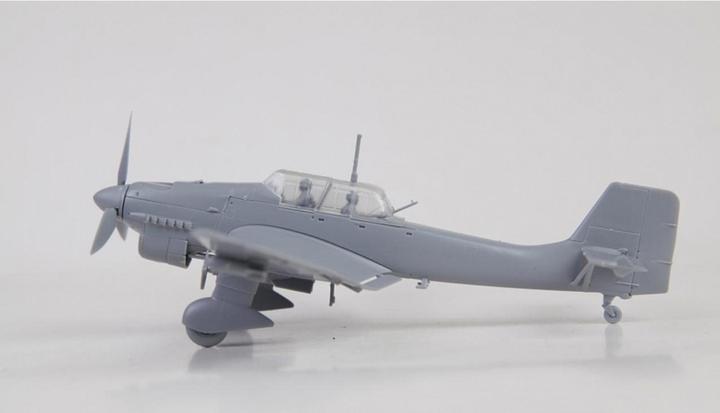 Actual product image Tamiya 1:72 Junkers JU-87 B-2 Stuka