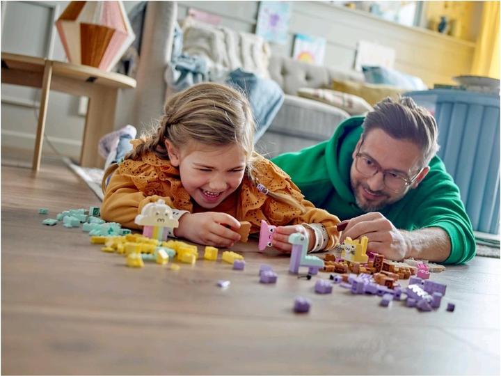 Actual product image LEGO 11028 Pastel Creative Construction Set (11028, LEGO Classic)