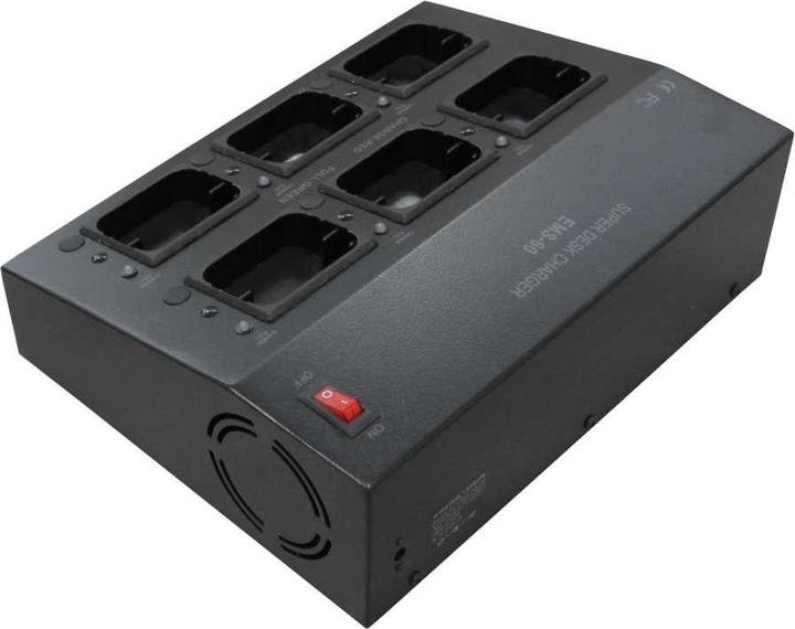 Image du produit XCell Chargeur profilé pour batteries de commande de grue pour jusqu'à 6 batteries simultanément adapté à