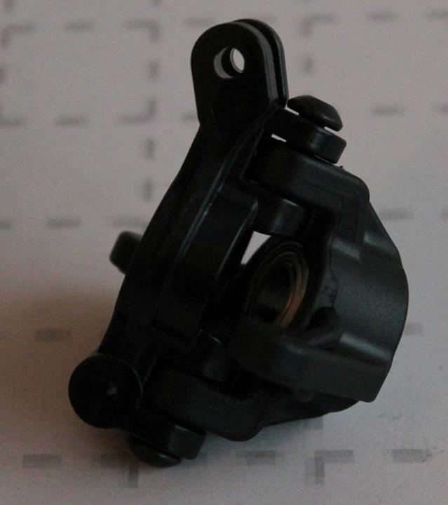 Actual product image DF-Models Wheel carrier/steering arm front left (1)