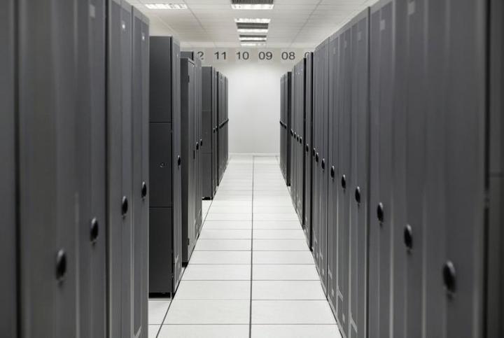 Image du produit HPE ProLiant DL20 Gen11 4SFF/2SFF x1 Kit de câbles OCP