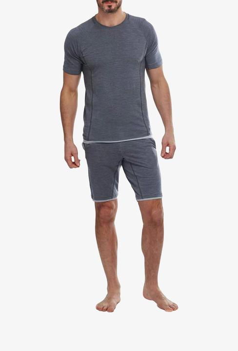 Actual product image Dagsmejan Stay Warm T Shirt (XL)