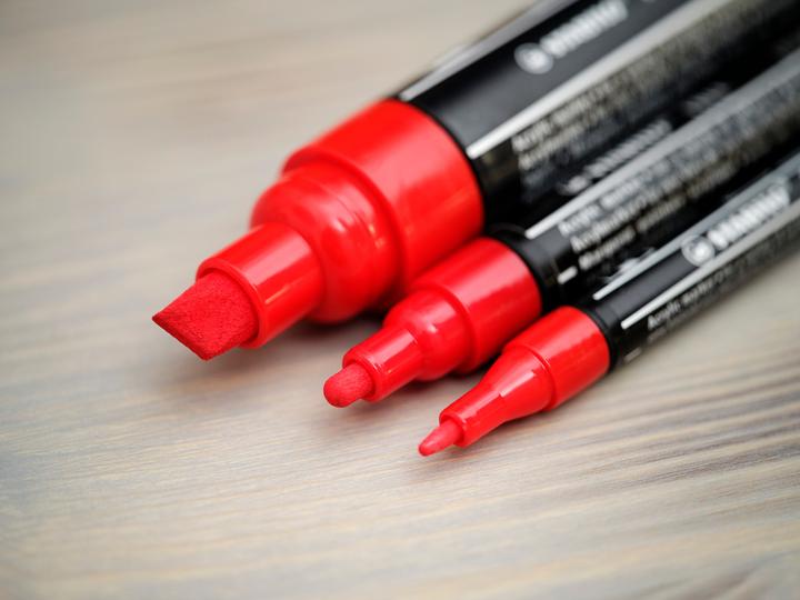 Actual product image STABILO Acrylic markers - FREE Acrylic - T800C wedge tip 4-10mm - single pen - black (Black, 10 mm, 1 x)