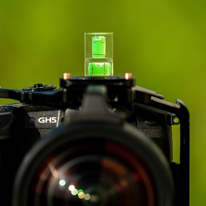 Image du produit Caruba Niveau à bulle universel 2 voies (pour sabot de flash / cube) (Pièces de rechange pour flash)