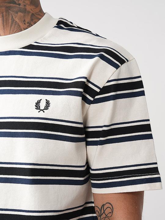 Actual product image Fred Perry M8573 (M)