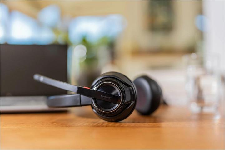 Actual product image Poly SAVI 8220 STEREO D2 HS EU (Wireless, USB-A)