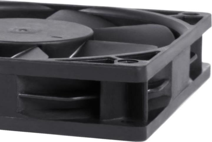 Actual product image Alphacool Core 120mm Fan PWM 4000rpm (120x120x25mm) (120 mm)
