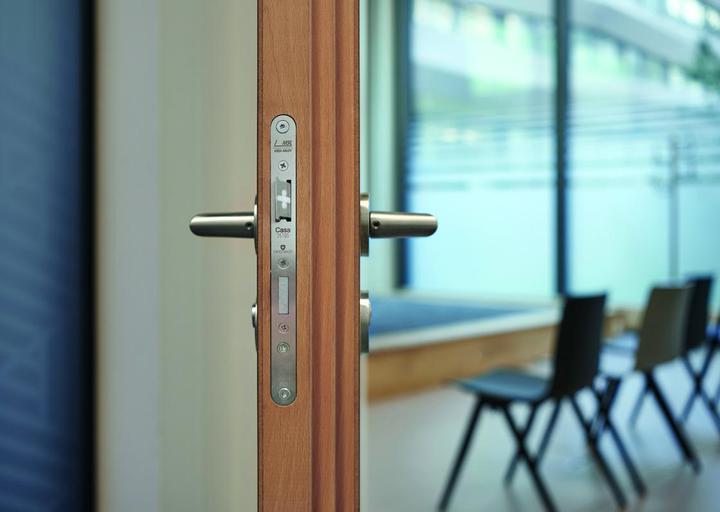 Immagine prodotto Assa Abloy Bitte in Hybris oder Grundatentext in SAP-ERP in IT pflegen!!