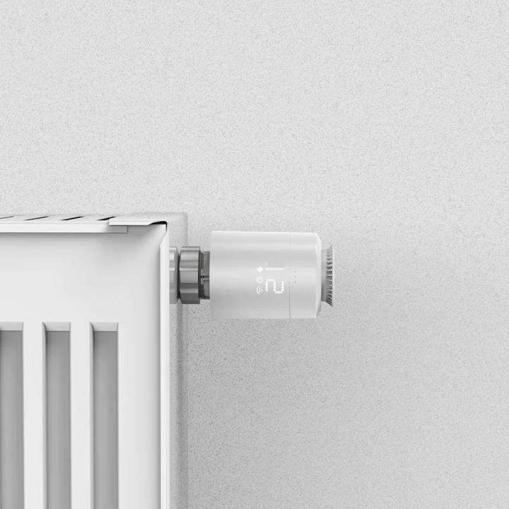 Actual product image Hama Smart WLAN heating control, 2x smart radiator thermostat + control centre