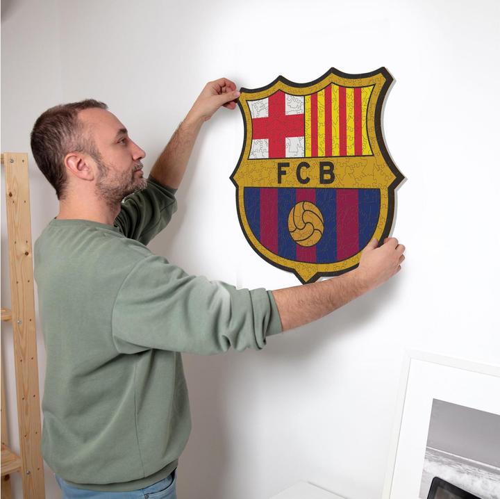 Actual product image Iconic FC Barcelona - Logo - Wooden Puzzle Size M (270 pieces) (270 pieces)