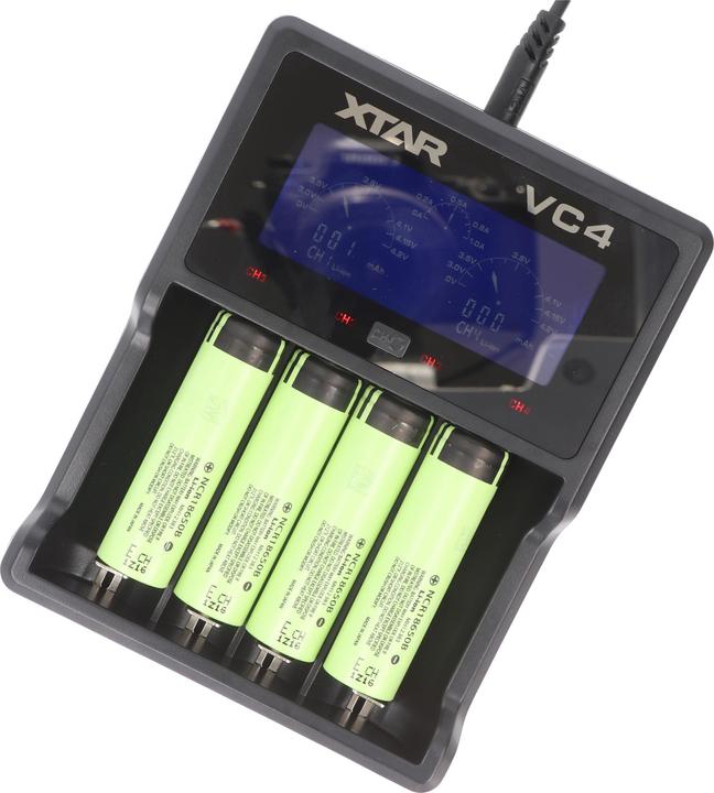 Actual product image AccuCell Battery 4x Panasonic 18650 Li-ion and 4x Li-ion fast charger (4 pcs., 18650, 3400 mAh, Battery + charger)