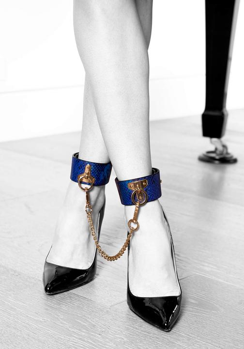 Image du produit Ouch! Florence Collection - Leg Cuffs - Blue