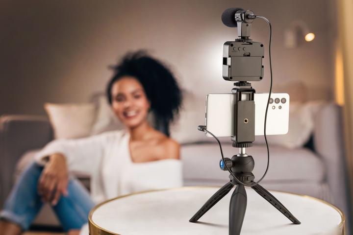 Actual product image Cellularline Vlogger Kit - Universal