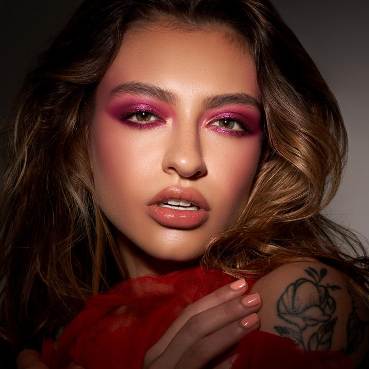 Actual product image Danessa Myricks Infinite Chrome - Collection Love Potion