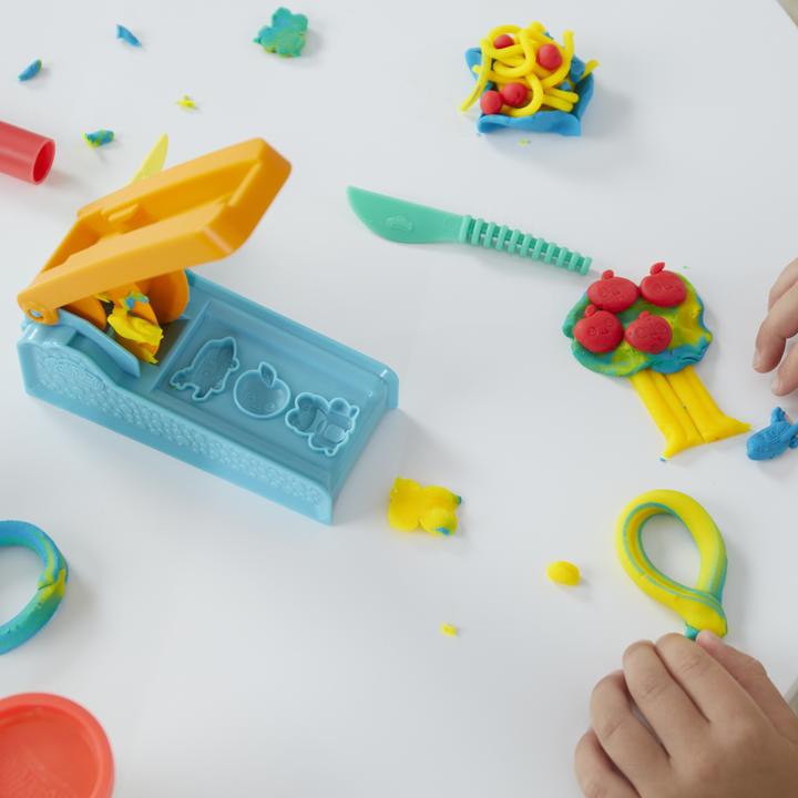 Actual product image Play-Doh Fun Factory Starter Set