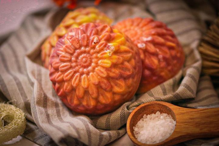 Produktbild Vivi Soaps Fleur des Alpes - Salzseife (Hartseife)