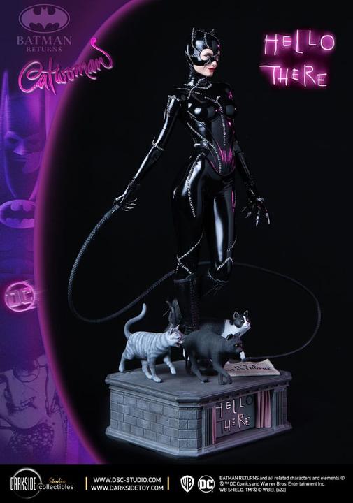 Actual product image Sideshow DC Comics diorama Batman & Catwoman 51 cm