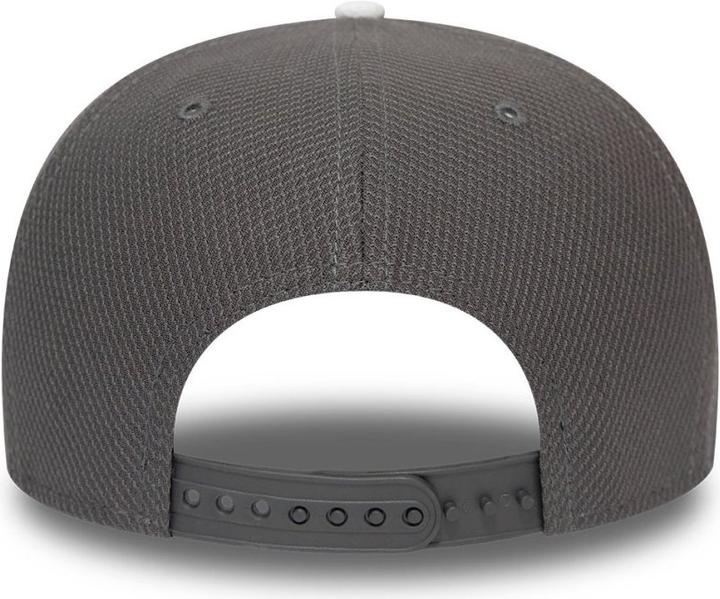 Actual product image New Era 9FIFTY NFL Official Logo Outline Snapback Cap (M/L)