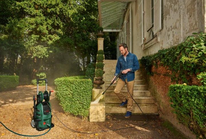 Immagine prodotto Bosch Home & Garden AdvancedAquatak 150 incl. avvolgitubo (Corrente elettrica)