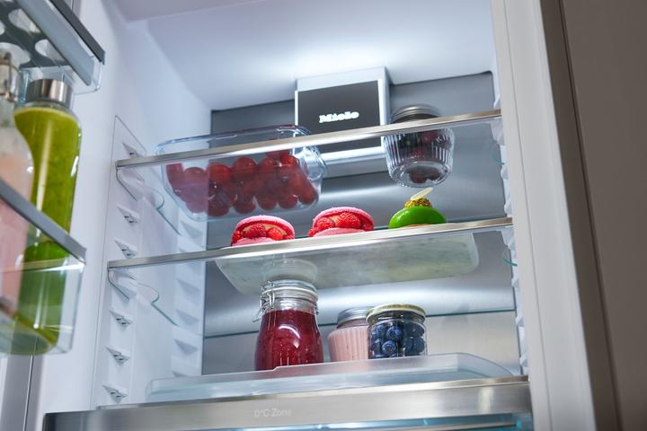 Produktbild Miele Kühl- / Gefrierkombination KFN 7795 C (246 l)