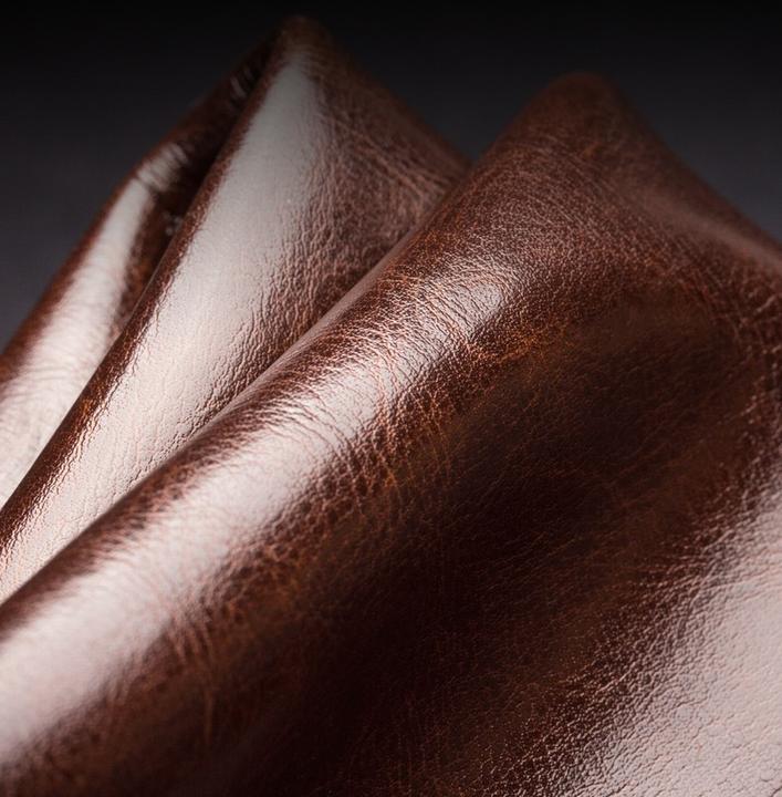 Actual product image QiAlino Fourre Flip cuir véritable (Apple iPhone 15 Pro Max)
