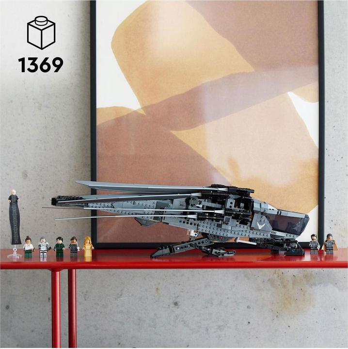 Actual product image LEGO Dune Atreides Royal Ornithopter (10327, LEGO Icons)