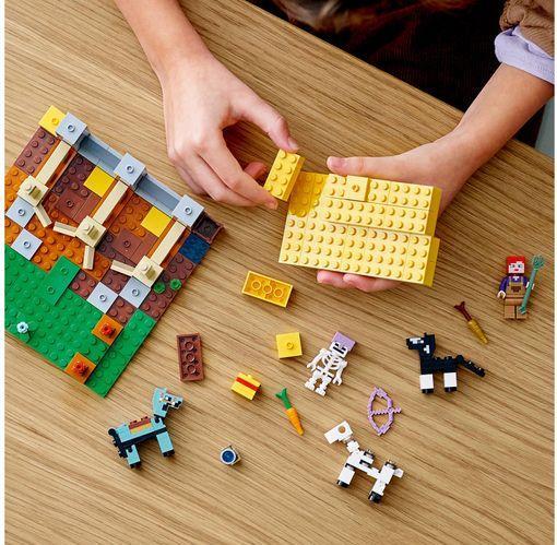 Produktbild LEGO Der Pferdestall (21171, LEGO Minecraft)