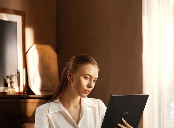 Produktbild Xiaomi Book S (12.40", Snapdragon 8cx Gen 2, 8 GB, 256 GB, Ohne Tastaturlayout)