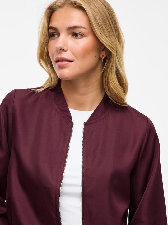 Actual product image Vila Reissverschluss Bomberjacke (42)