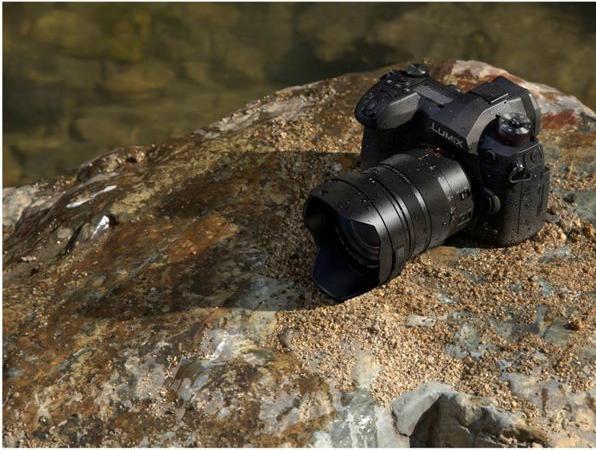 Actual product image Panasonic Lumix DC-G9 Leica (12 - 60 mm, 20 Mpx, Micro Four Thirds)